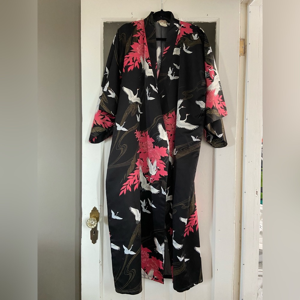 SOLD Vintage Japanese Kimono with Crane Motif Size Medium Made in Japan - Picture 3 of 4